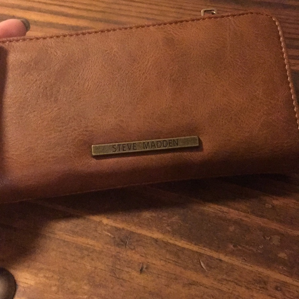 Steve Madden wallet